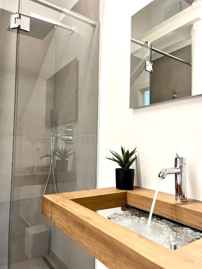 Historic Rooms And Apartments In The City Centre Of Bolzano Exterior photo